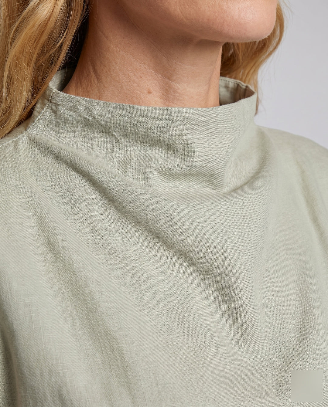 Product 15627221762378 - close_up_detail