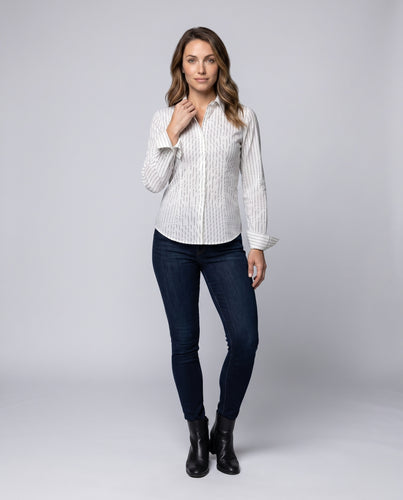Damen Elegante Hemdbluse mit feinem Streifenmuster und raffinierten Details
