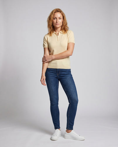 Damen Elegantes Polo-Shirt mit feinem Kragen und modischen Reißverschlussdetails