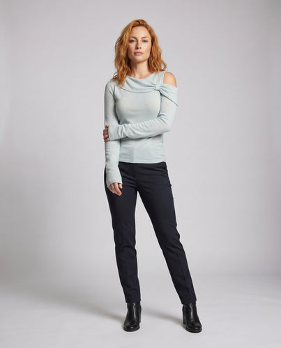 Damen elegantes Strickoberteil mit asymmetrischem Ausschnitt und langen Ärmeln