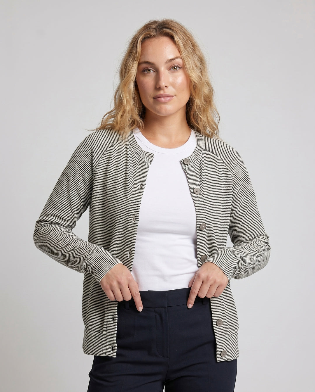 Product 15627229135178 - upper_body