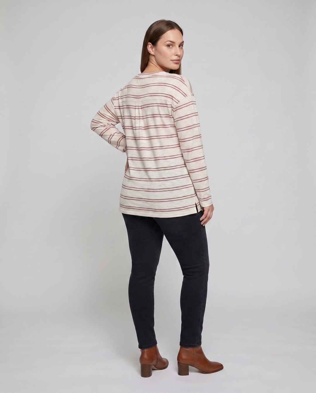 Product 15627229331786 - back_view
