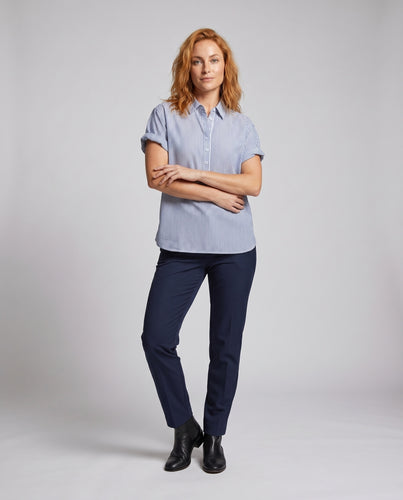 Damen Hemdblusenshirt mit modischem Streifenmuster und lässigem Schnitt