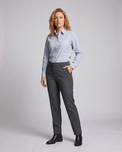 Damen klassische Baumwollbluse mit modernem Kragen und Knopfdetails