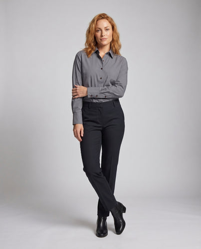 Damen klassische Hemdbluse mit elegantem Kragen und Knopfdetails