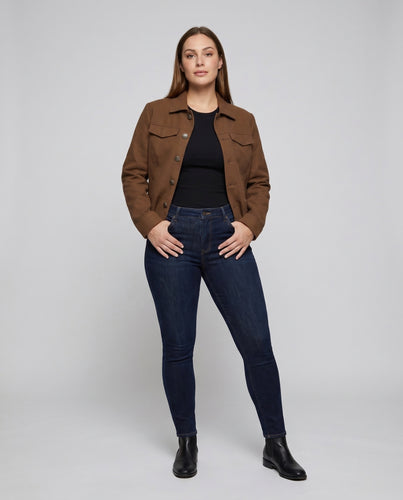 Damen klassische Jeansjacke mit modernem Schnitt und dekorativen Knöpfen