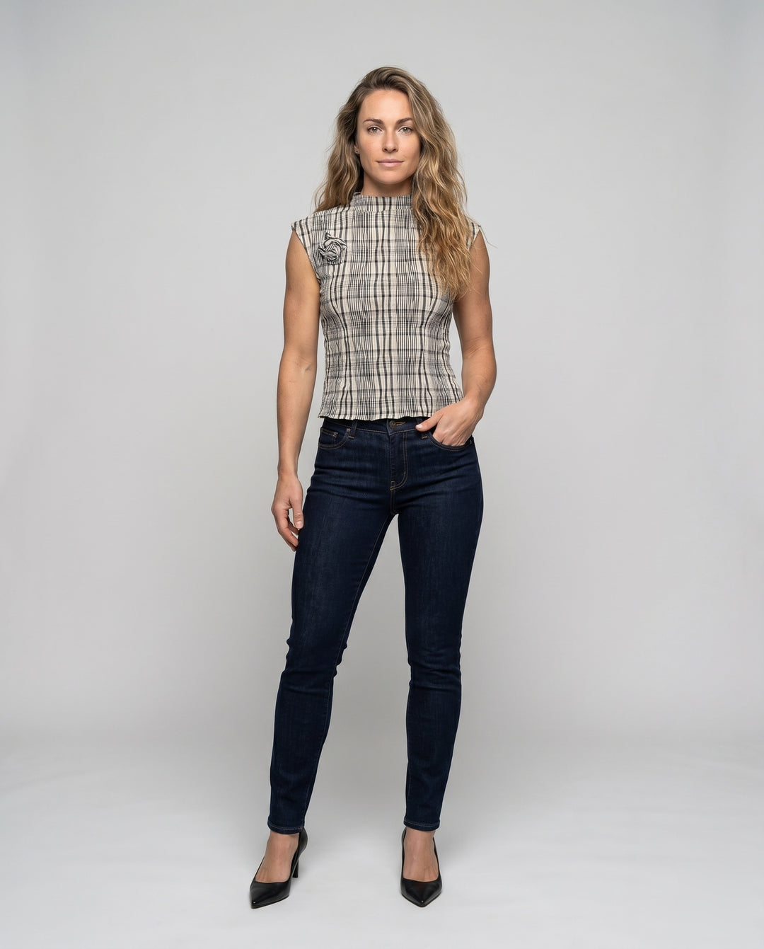 Product 15627231560010 - full_body_front