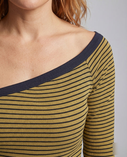 Product 15627236507978 - close_up_detail