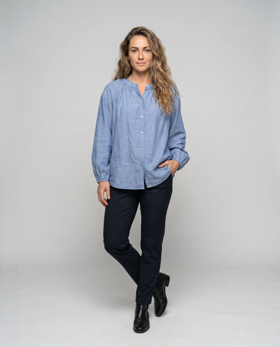 Damen Lässige Bluse aus atmungsaktivem Leinenstoff mit eleganten Knopfdetails
