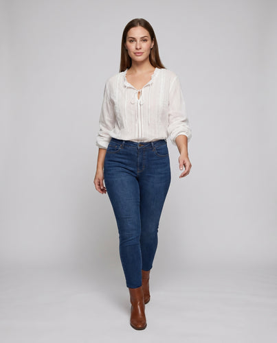 Damen lässige Bluse mit verspieltem Rüschen-Design und dekorativen Bindebändern