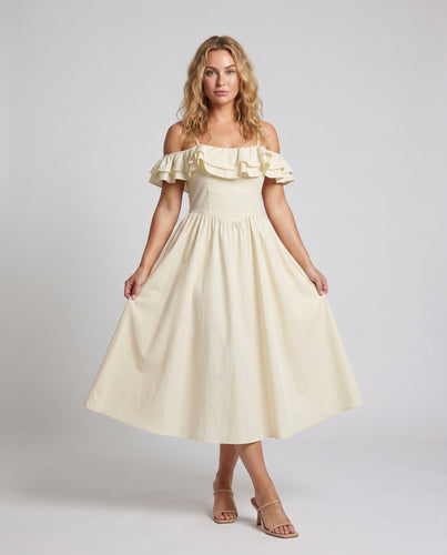 Damen Maxikleid mit schulterfreiem Design und voluminösen Rüschendetails