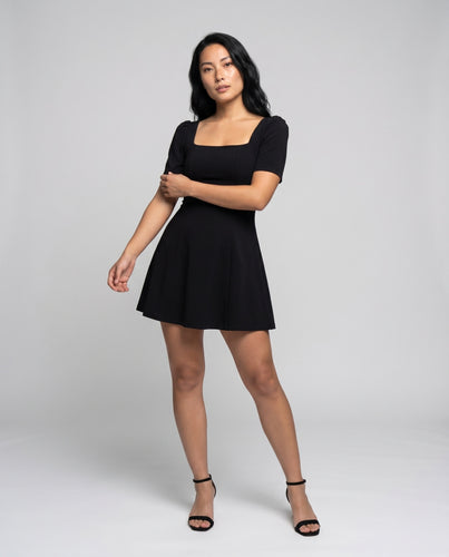 Damen Minikleid mit Puffärmeln und elegantem Ausschnitt