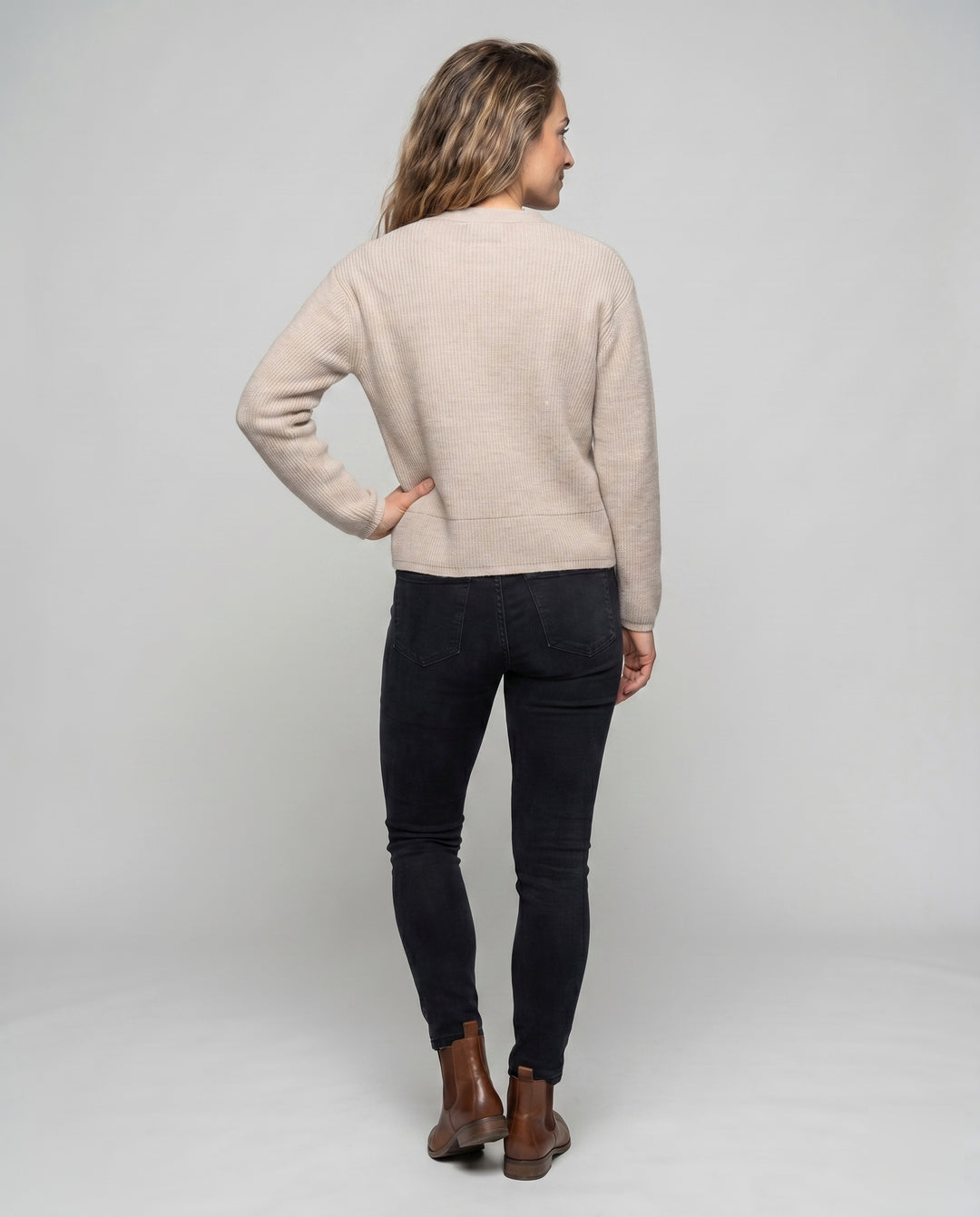 Product 15627265737034 - back_view