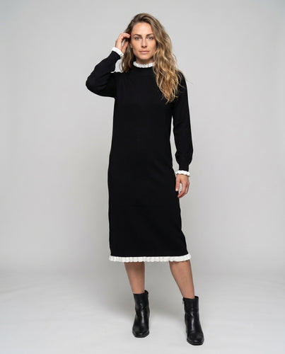 Damen Strickkleid mit verspieltem Rüschensaum und langem Schnitt