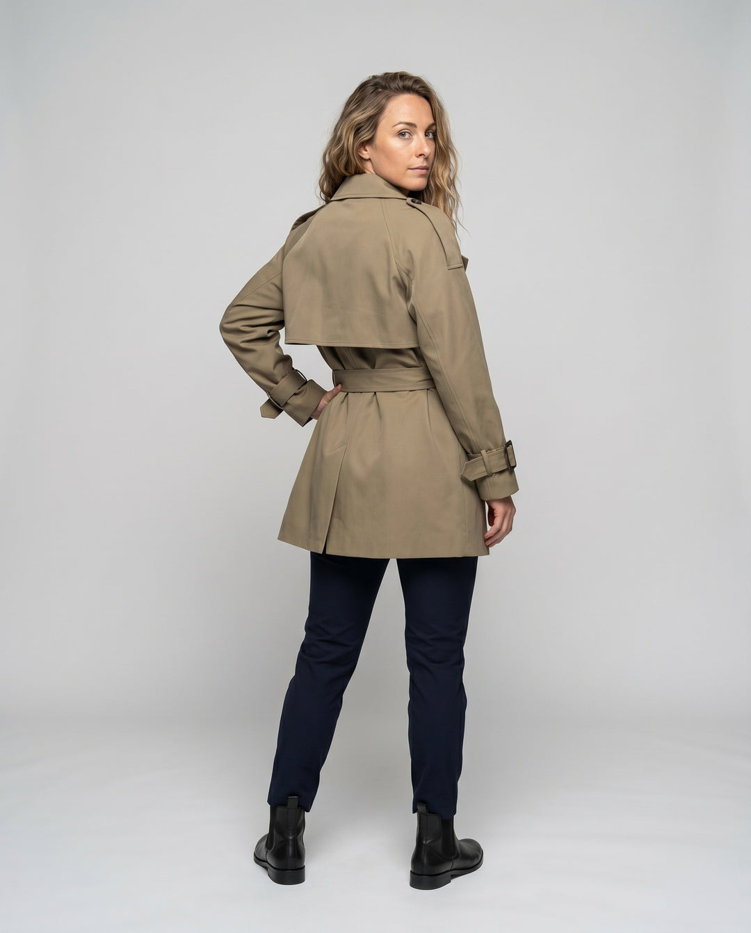 Product 15627268817226 - back_view