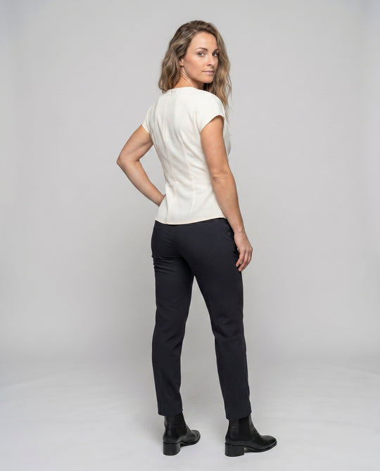 Product 15629095403850 - back_view