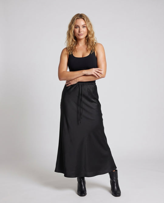 Product 15629104873802 - full_body_front