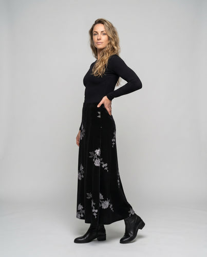 Damen Maxirock mit zarter Blumenstickerei