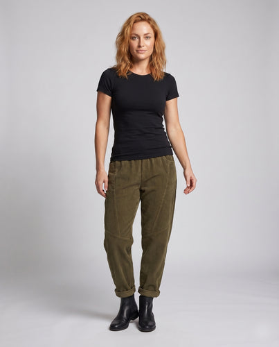 Damen Bequeme und lässige Cordhose mit weitem Schnitt