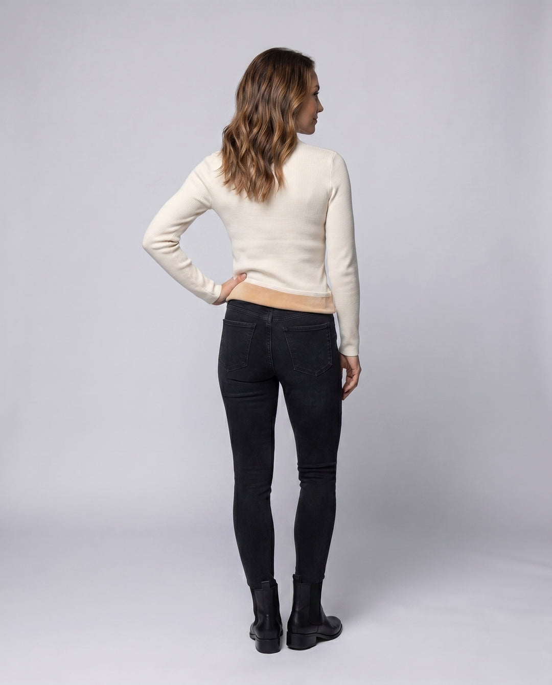 Product 15633245667658 - back_view