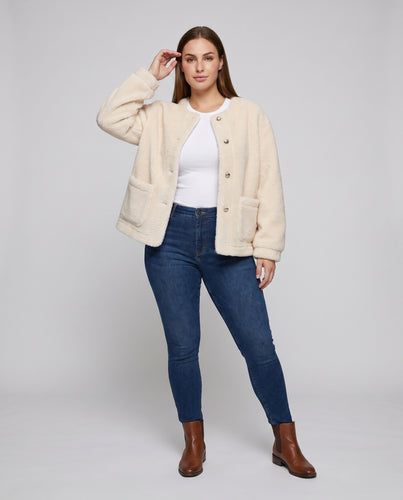 Damen Kuschelige Teddyjacke mit hohen Taschen und flauschiger Textur