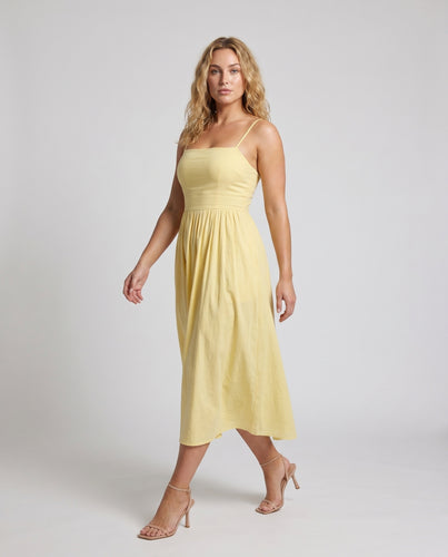 Damen Maxi-Kleid mit schulterfreier Silhouette und fließendem Schnitt