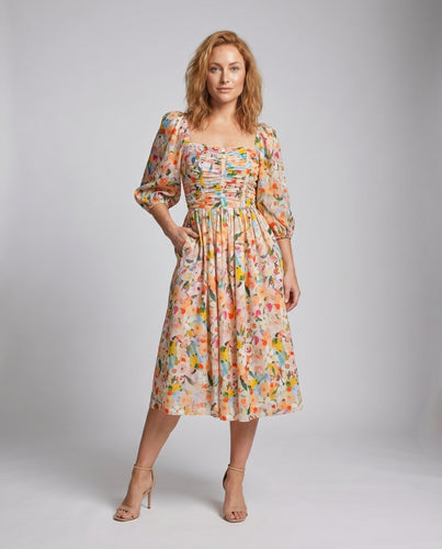 Damen Maxikleid mit floralen Akzenten und Rüschendetails