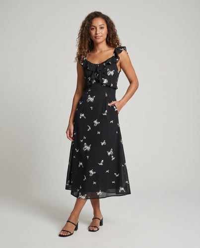 Damen Maxikleid mit verspielten Rüschen und floralem Schmetterlingsmuster