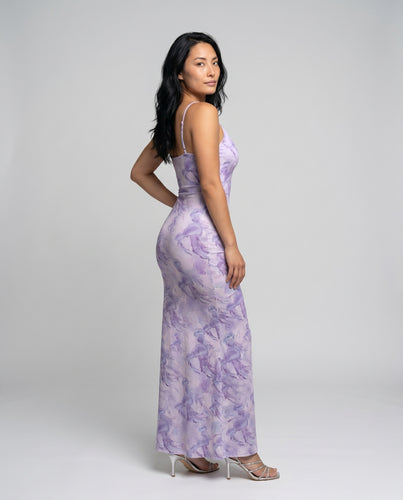 Damen Maxikleid mit zarten Rüschen und schwingendem Saum