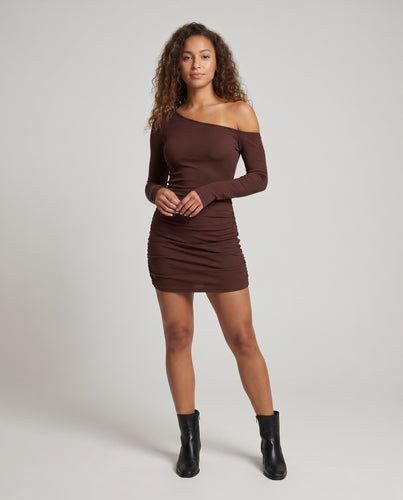 Damen Off-Shoulder Minikleid mit figurbetontem Schnitt und Raffungselementen