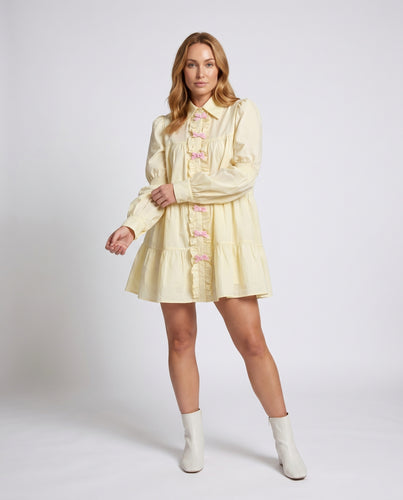 Damen Rüschenkleid mit verspielten Details und weiten Ärmeln