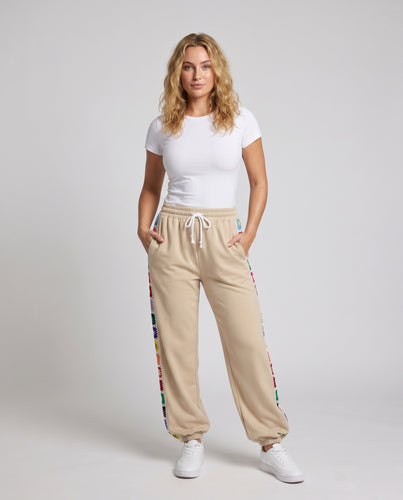 Damen bequeme Freizeithose mit buntem Blumendetail