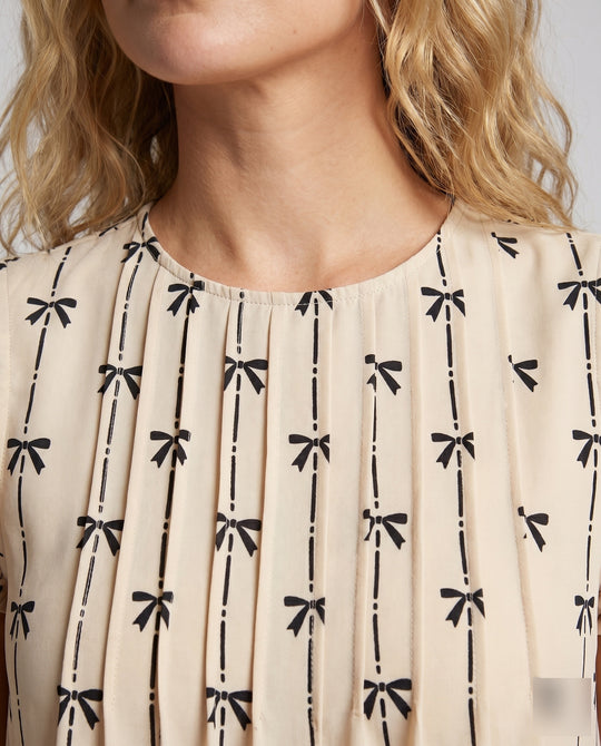 Product 15634916213066 - close_up_detail