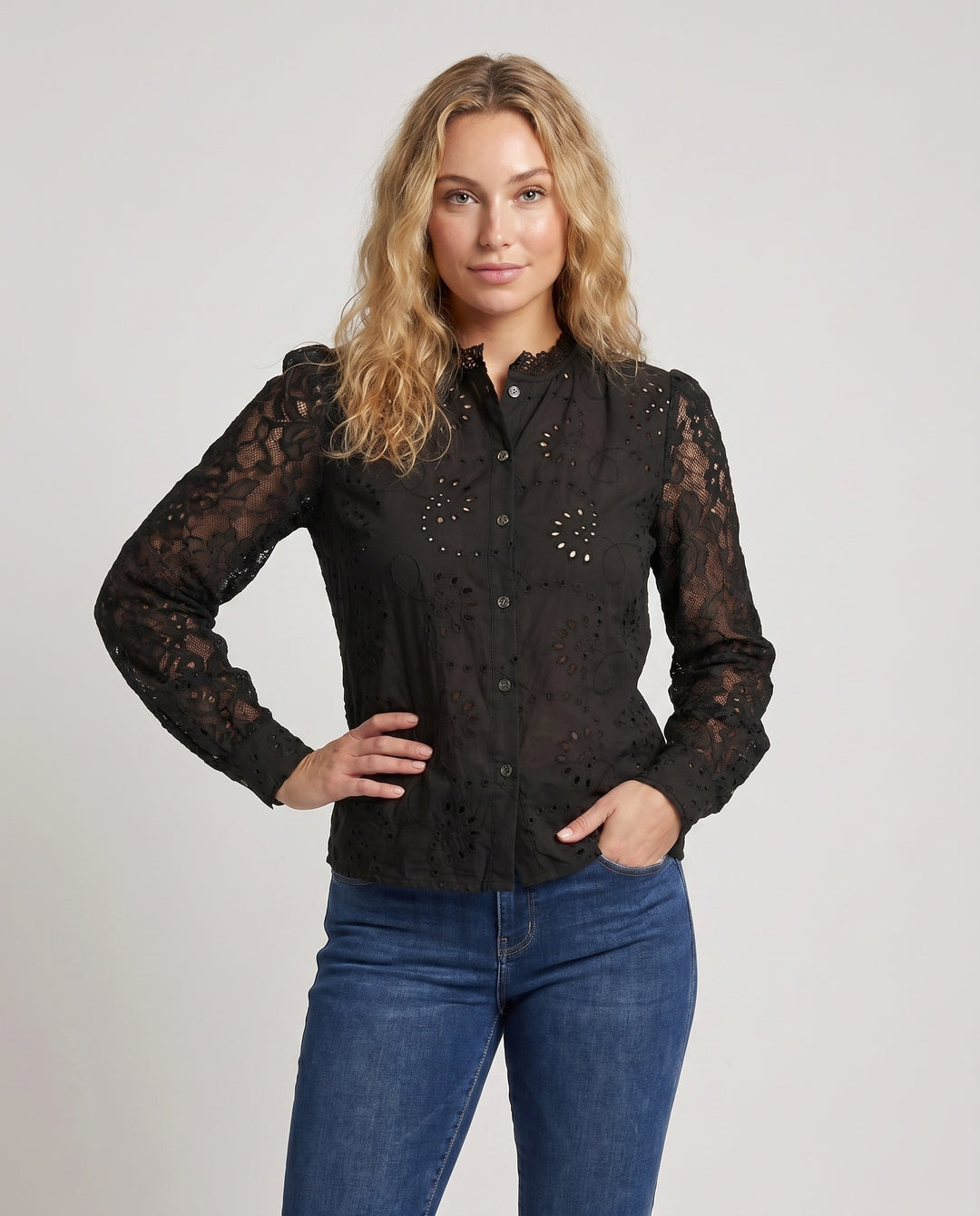 Product 15634919031114 - upper_body