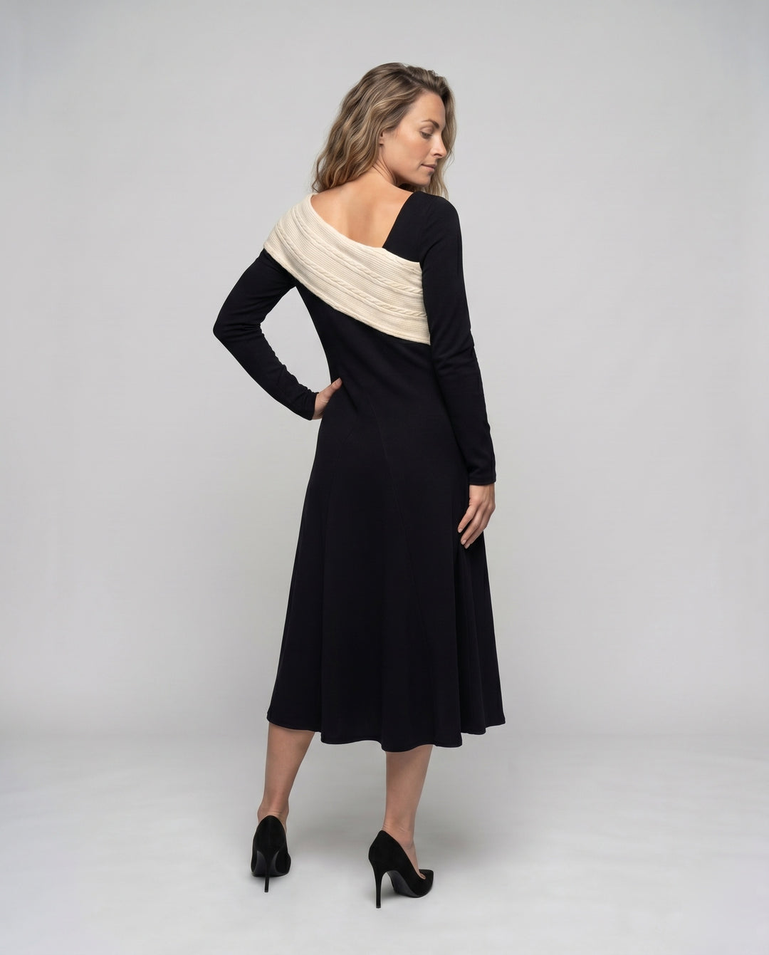 Product 15634921161034 - back_view