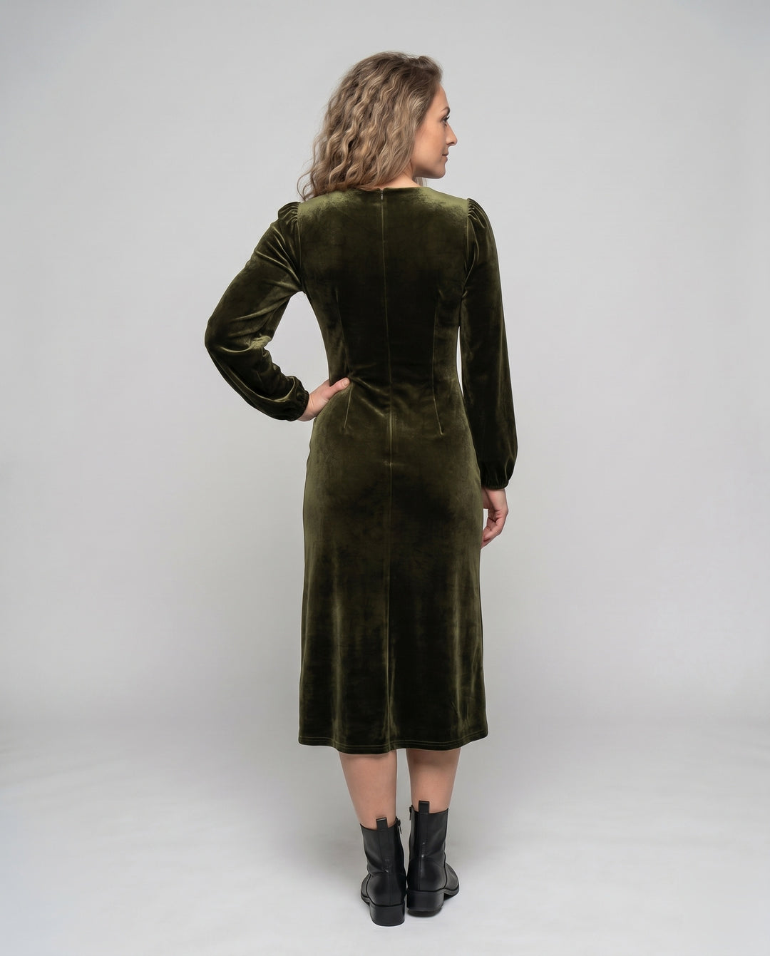 Product 15634921259338 - back_view