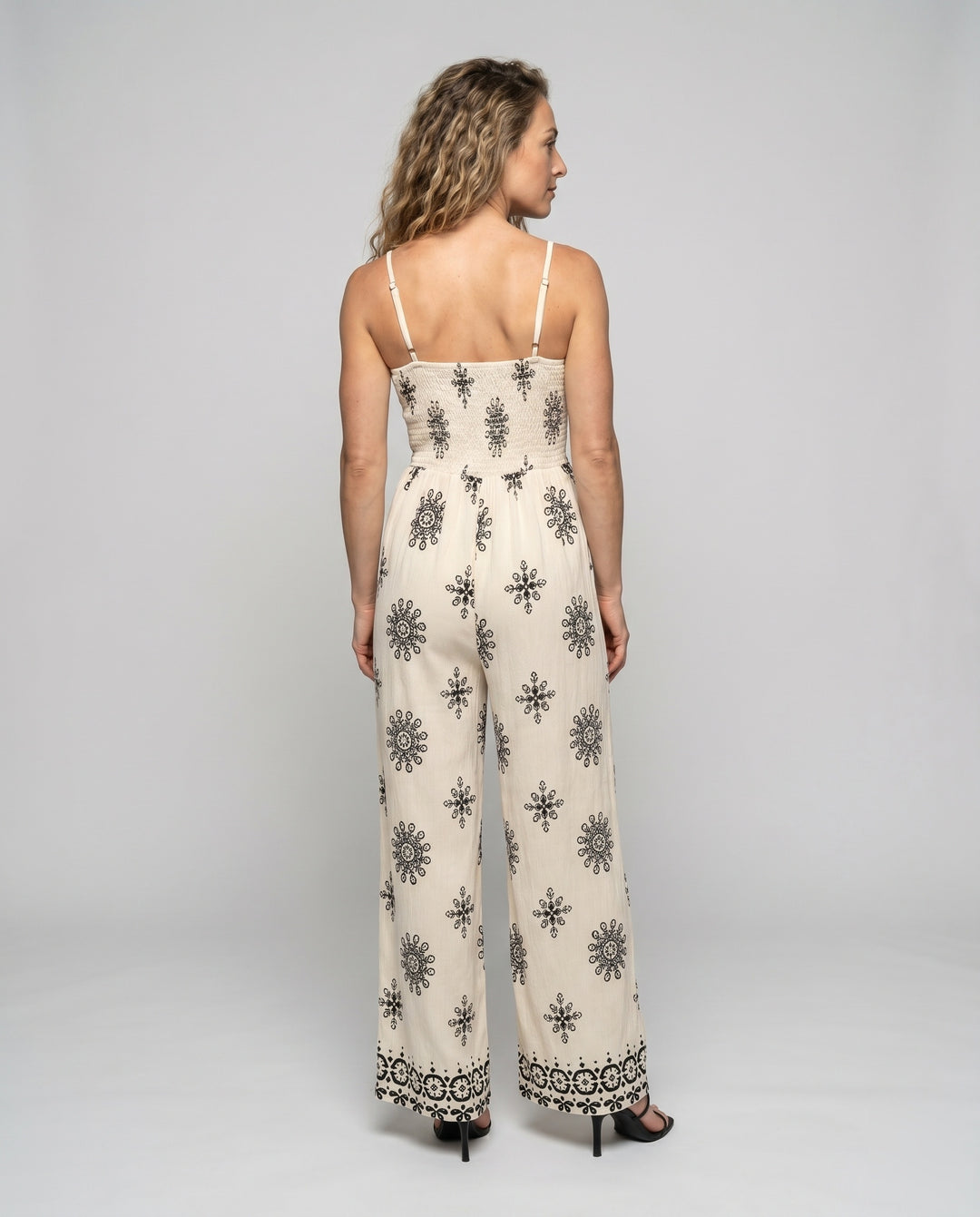 Product 15634921292106 - back_view