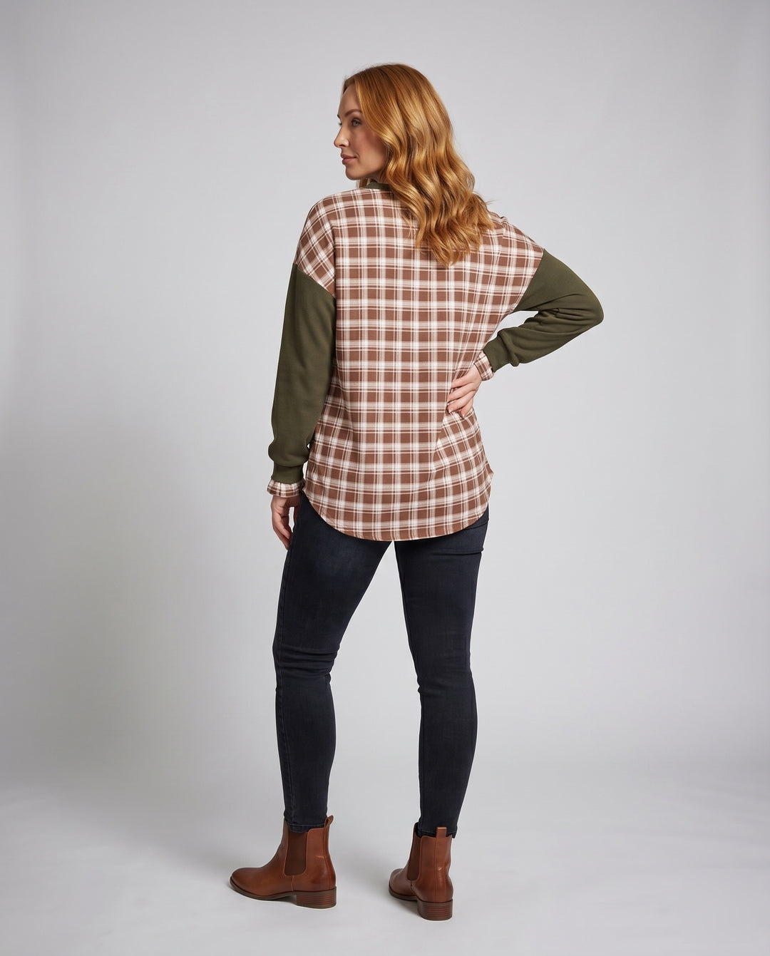 Product 15634938790218 - back_view
