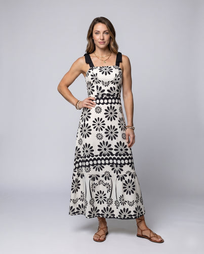 Damen Maxikleid mit dekorativem Blumendesign und schwingendem Saum