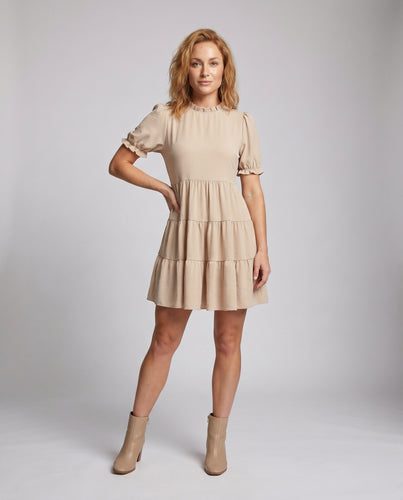 Damen Minikleid mit voluminösen Rüschendetails und elastischen Ärmeln