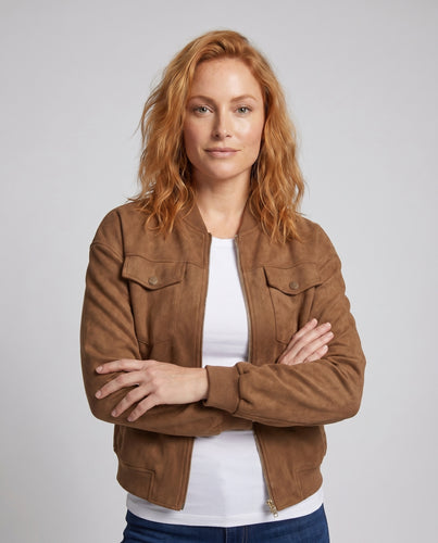Damen modische Bomberjacke mit aufgesetzten Taschen und elegantem Schnitt