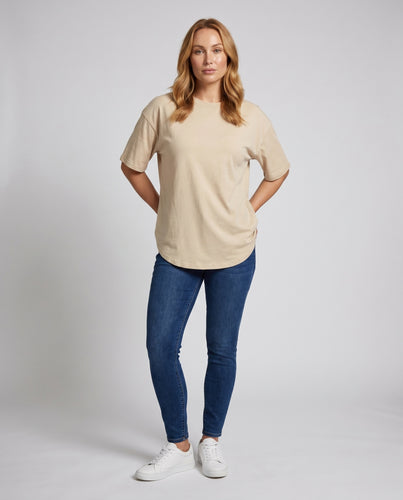 Damen Oversized T-Shirt mit zeitlosem Schnitt und hochwertiger Baumwolle