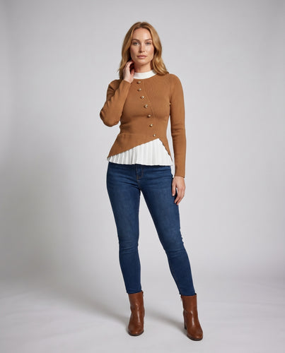 Damen Strickjacke mit eleganten Knopfdetails und asymmetrischem Schnitt