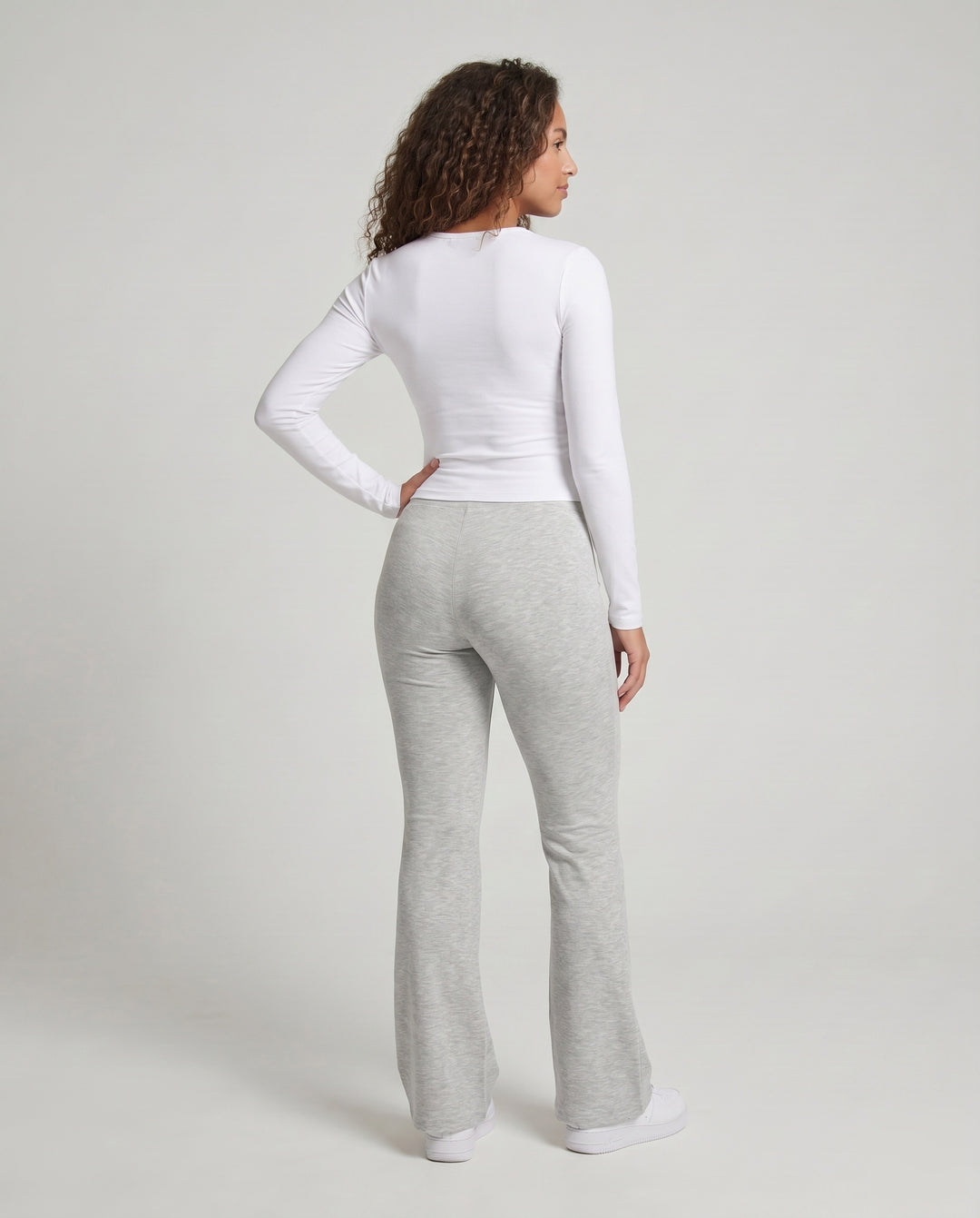 Product 15636320747850 - back_view