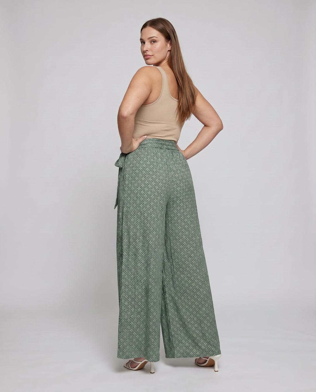 Product 15636321599818 - back_view