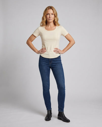 Damen Basic T-Shirt mit körpernaher Passform und Rundhalsausschnitt