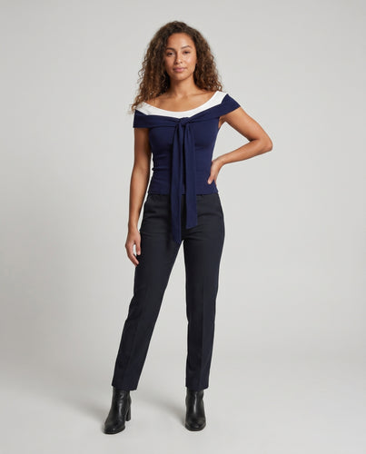 Damen Elegantes Shirt mit verspieltem Knoten und trägerlosem Design