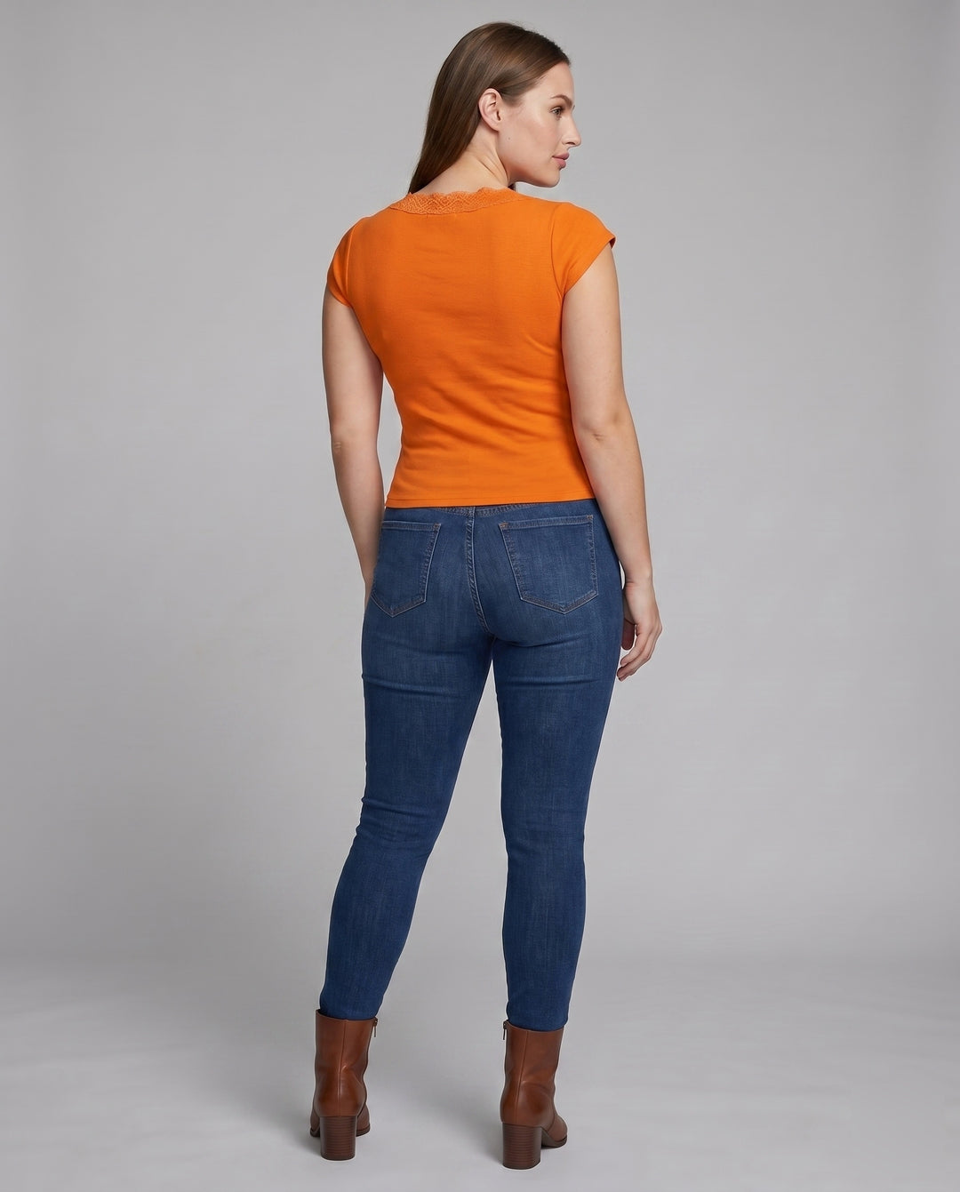 Product 15636506247498 - back_view
