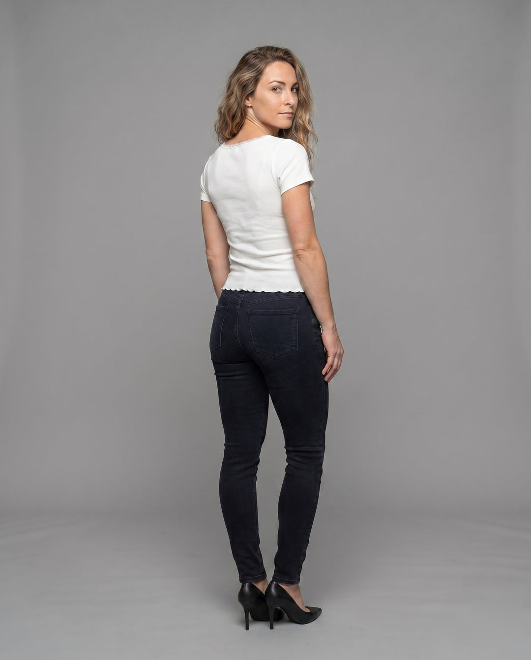 Product 15636507558218 - back_view