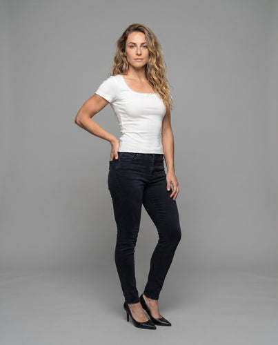 Damen figurbetontes T-Shirt mit feiner Spitzenverzierung